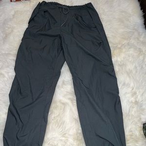 GREY CARGO PANTS